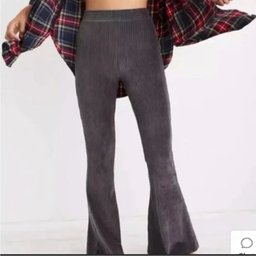 Aerie groove-on grey velour high waisted flare pants (xs short)